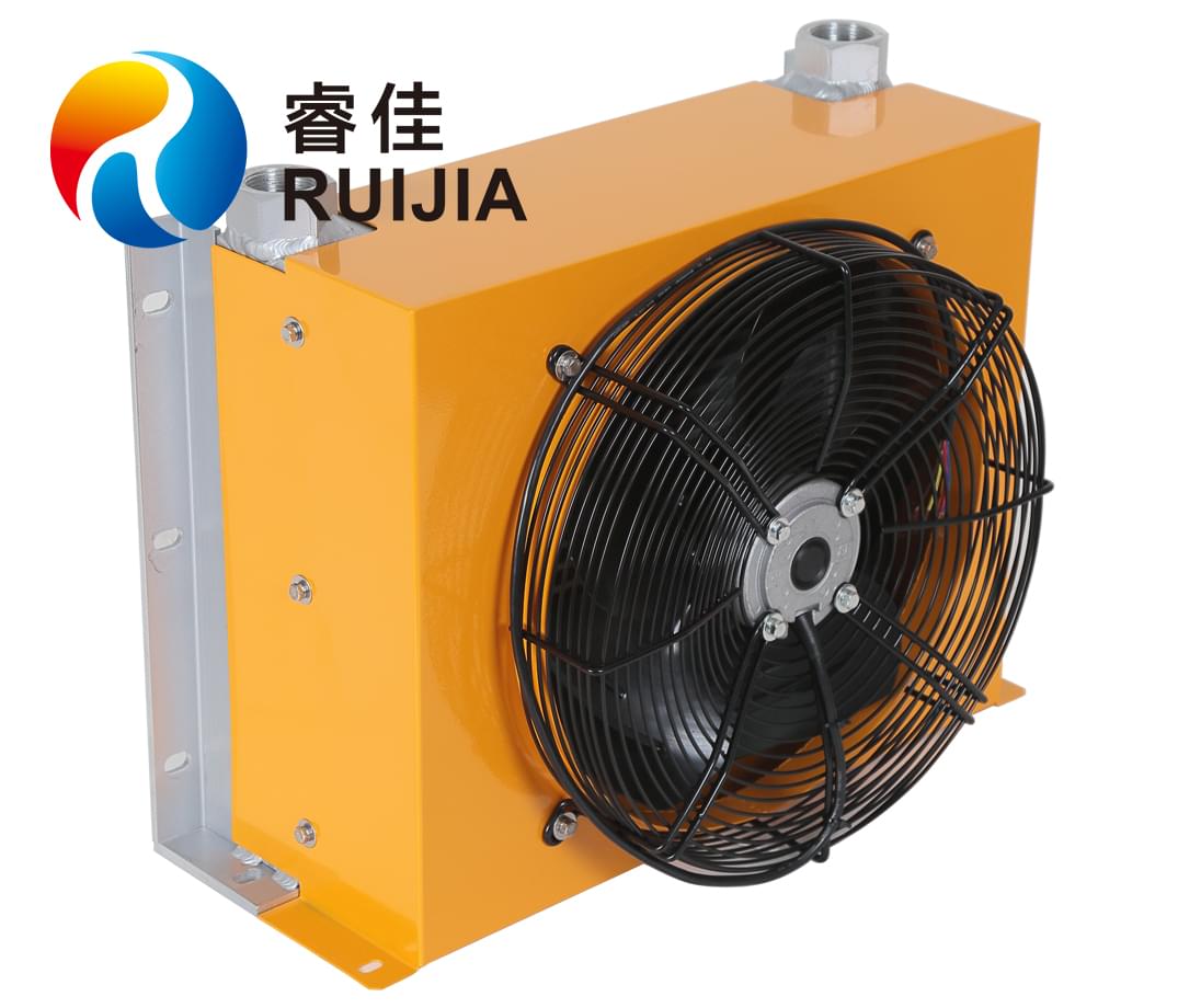 【真品質】讓廣西容縣客戶訂購RJ-355液壓風冷卻器