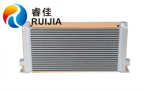 冬季如何防止<font color='red'>風(fēng)冷卻器爆裂</font> 有何妙招！
